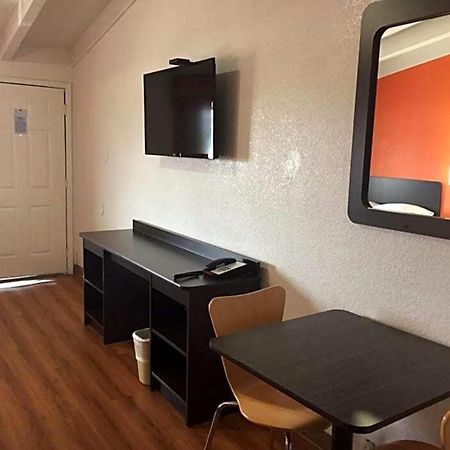 Motel 6-Waco, Tx Εξωτερικό φωτογραφία