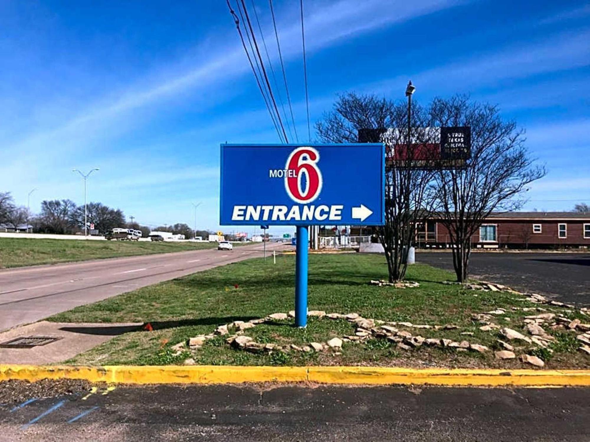 Motel 6-Waco, Tx Εξωτερικό φωτογραφία